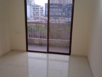 4.5 BHK Apartment in Mohammed Wadi for rent Pune. The reference number is 19505002