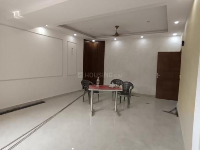 4.5 BHK Apartment in Paschim Vihar for resale New Delhi. The reference number is 18918073