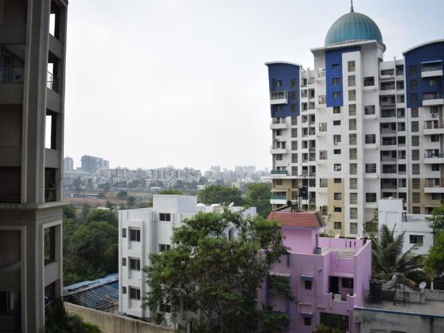 4.5 BHK Apartment in Pimple Nilakh for rent Pune. The reference number is 20930702