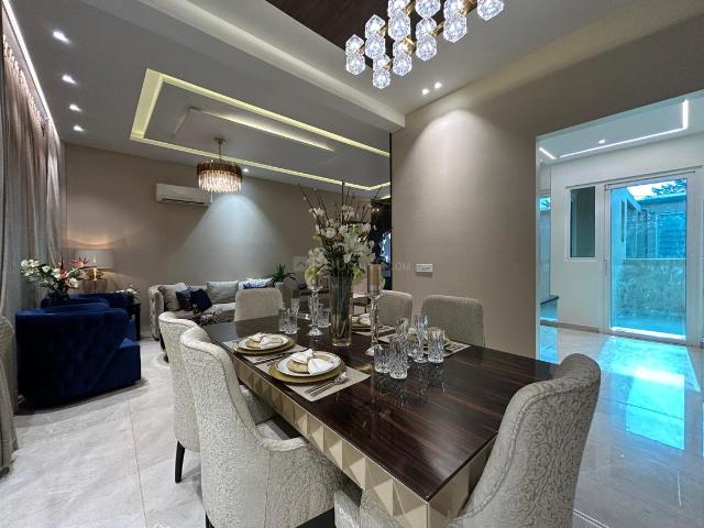 4.5 BHK Apartment in PR7 Airport Road for resale Zirakpur. The reference number is 19751605