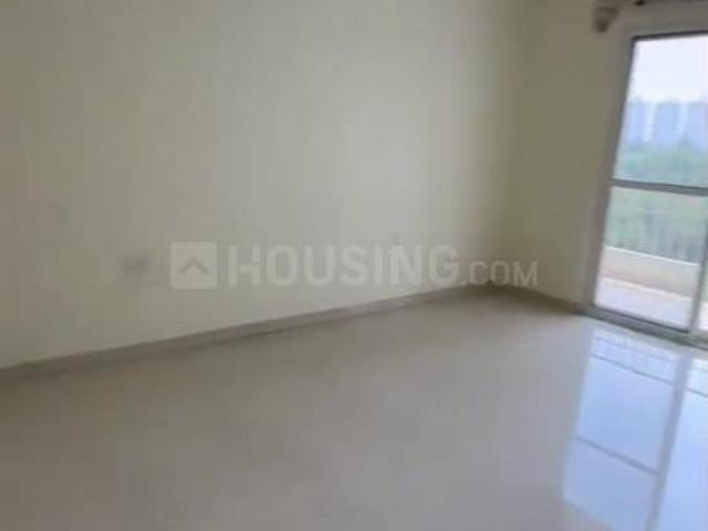4.5 BHK Apartment in Sector 107 for resale Noida. The reference number is 21028291