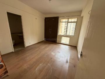 4.5 BHK Apartment in Sector 134 for rent Noida. The reference number is 18374193