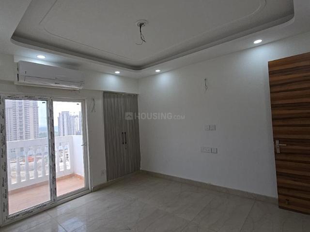 4.5 BHK Apartment in Sector 150 for rent Noida. The reference number is 20444266