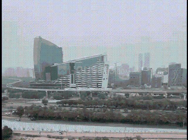 4.5 BHK Apartment in Sector 168 for rent Noida. The reference number is 20830544