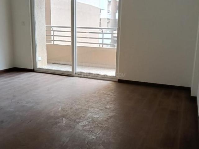 4.5 BHK Apartment in Sector 32 for rent Noida. The reference number is 19609808
