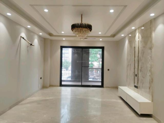 4.5 BHK Apartment in Sector 52 for rent Gurgaon. The reference number is 20684296