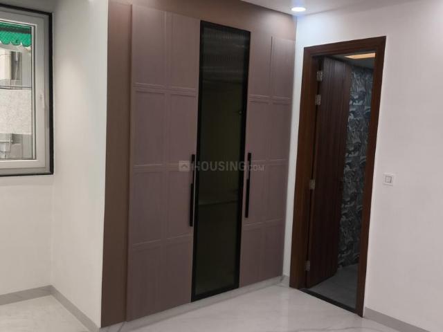 4.5 BHK Apartment in Sector 6 Dwarka for resale New Delhi. The reference number is 20398313