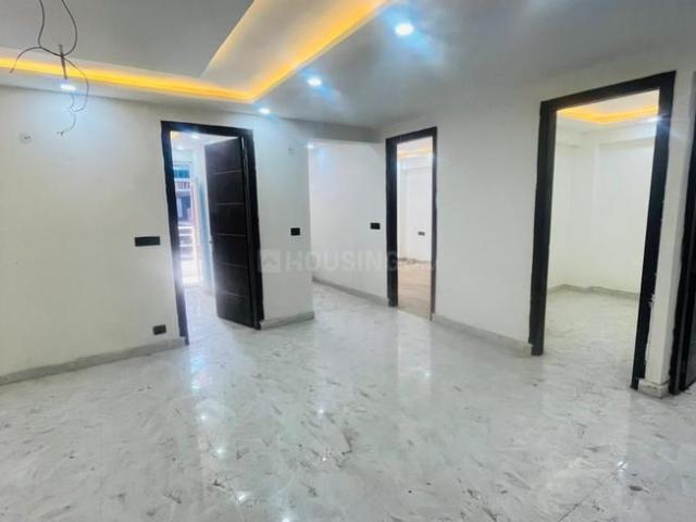 4.5 BHK Apartment in Sector 73 for resale Noida. The reference number is 21084173