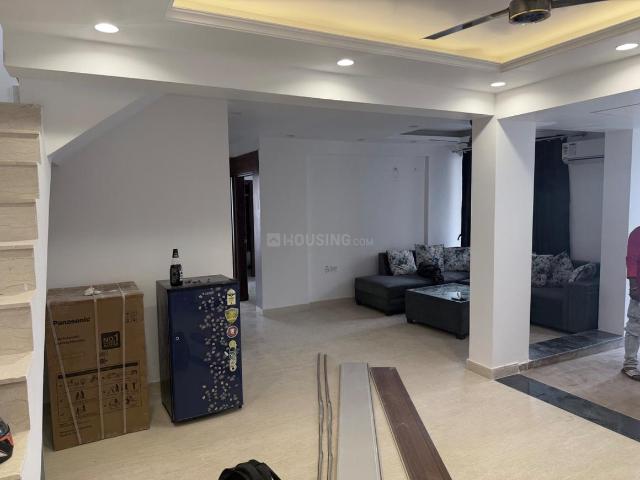 4.5 BHK Apartment in Sector 99 for rent Gurgaon. The reference number is 20779452