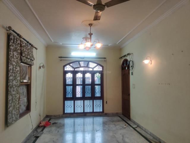 4.5 BHK Duplex in Kakadeo for rent Kanpur. The reference number is 21072889