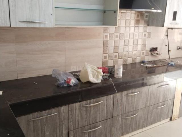 4.5 BHK Duplex in Sector 40 for rent Noida. The reference number is 20555069