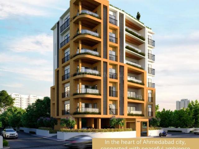 4.5 BHK Independent Builder Floor in Ambawadi for resale Ahmedabad. The reference number is 16544080