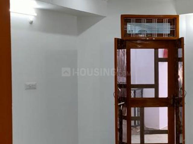 4.5 BHK Independent Builder Floor in George Town for rent Allahabad. The reference number is 19098778