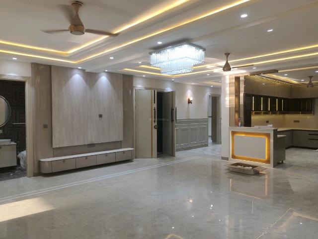 4.5 BHK Independent Builder Floor in Green Field Colony for resale Faridabad. The reference number is 20934853