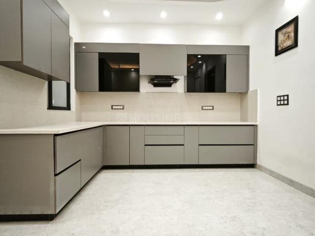 4 BHK Independent Builder Floor in Indirapuram for resale Ghaziabad. The reference number is 19891577