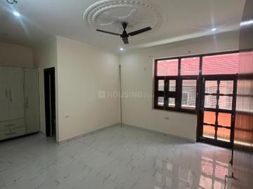 4.5 BHK Independent Builder Floor in Sector 1 for rent Gurgaon. The reference number is 20239585