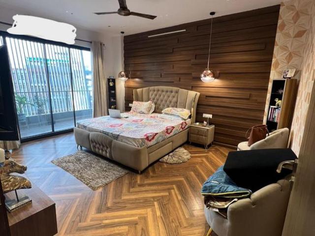 4.5 BHK Independent Builder Floor in Sector 57 for resale Gurgaon. The reference number is 20686792
