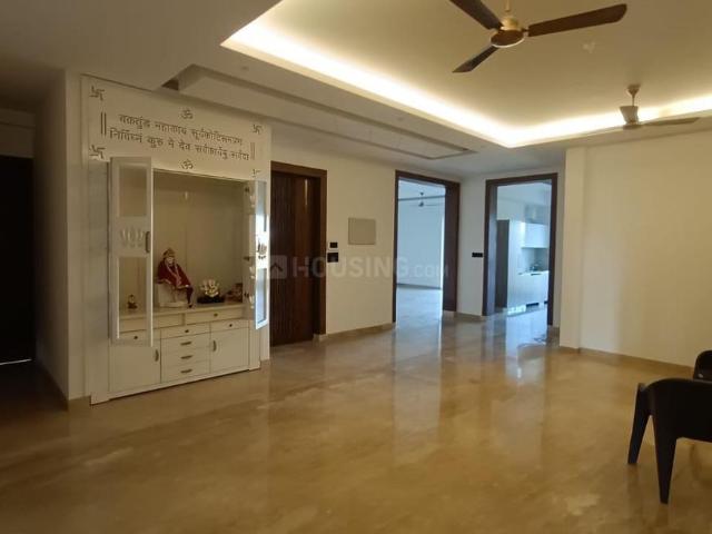 4.5 BHK Independent Builder Floor in Sector 67 for resale Gurgaon. The reference number is 19266361