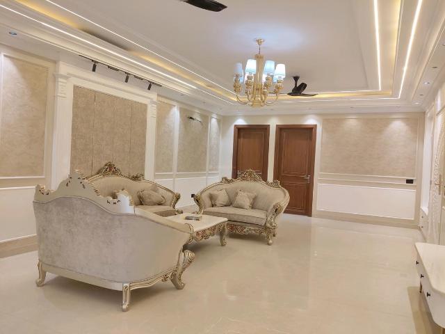 4 BHK Independent Builder Floor in Sector 67 for resale Gurgaon. The reference number is 19477282