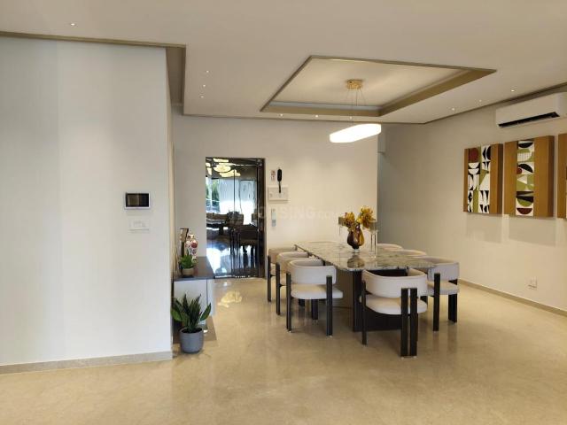 4.5 BHK Independent Builder Floor in Sector 63 for resale Gurgaon. The reference number is 21348014