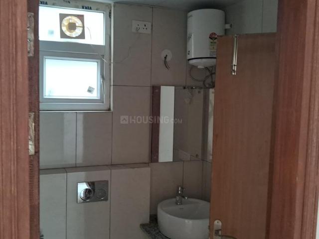 4.5 BHK Independent Builder Floor in Sector 84 for rent Gurgaon. The reference number is 20796854