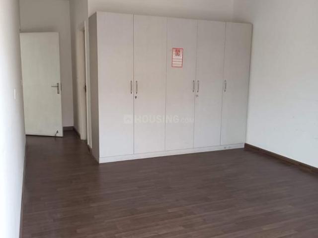 4.5 BHK Independent Builder Floor in Sector 81 for rent Faridabad. The reference number is 21076024