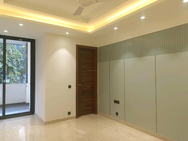 4.5 BHK Independent Builder Floor in Sushant Lok Phase 1 for resale Gurgaon. The reference number is 19344188