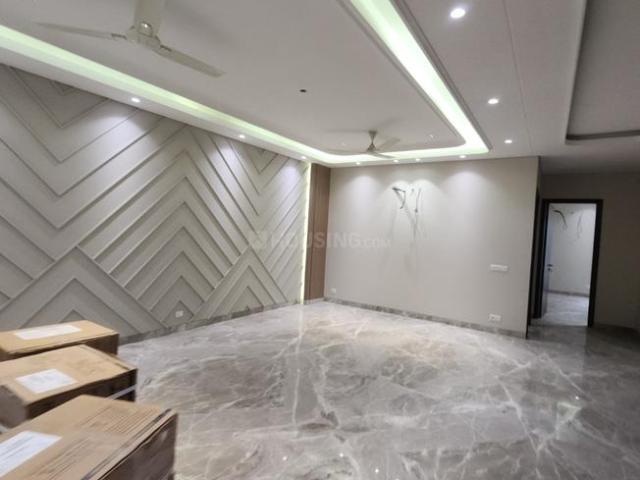 4.5 BHK Independent Builder Floor in Punjabi Bagh for resale New Delhi. The reference number is 20047037