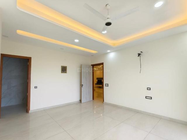 4.5 BHK Independent Builder Floor in Vasant Kunj for rent New Delhi. The reference number is 20655796