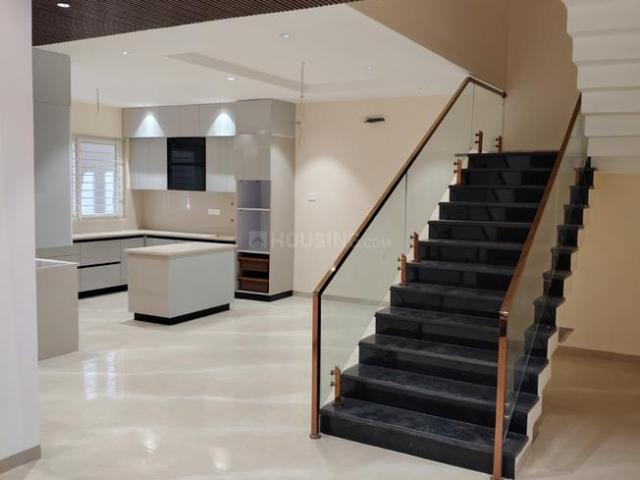 4.5 BHK Independent House in Mahalakshmi Nagar for resale Indore. The reference number is 19989023