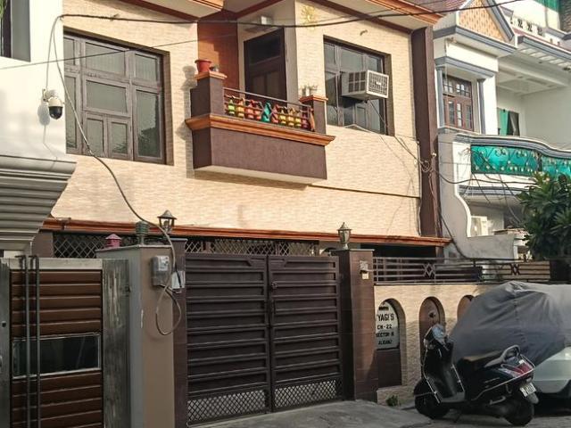 4.5 BHK Independent House in Aliganj for resale Lucknow. The reference number is 20306193