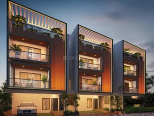 4.5 BHK Independent House in Althan for resale Surat. The reference number is 19171193