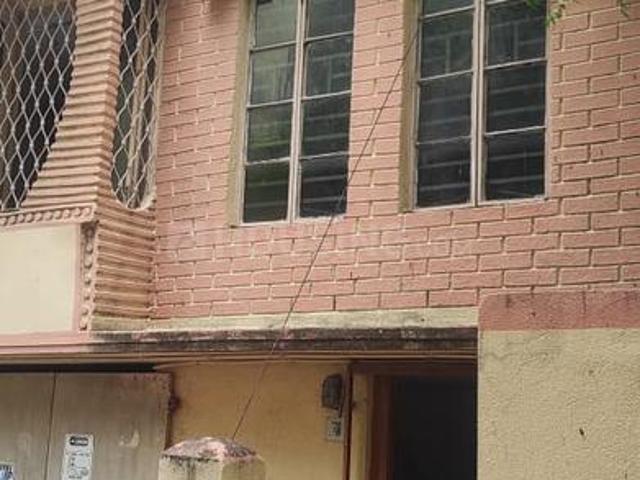 4.5 BHK Independent House in Barisha for resale Kolkata. The reference number is 20614179