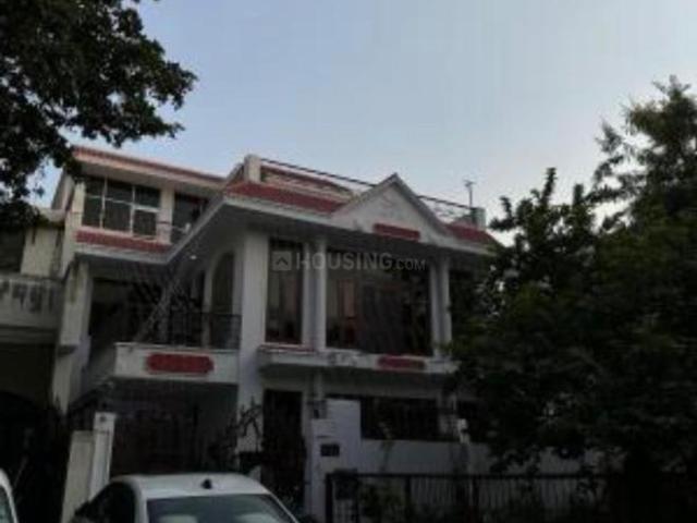 4.5 BHK Independent House in Beta II for rent Greater Noida. The reference number is 21118230