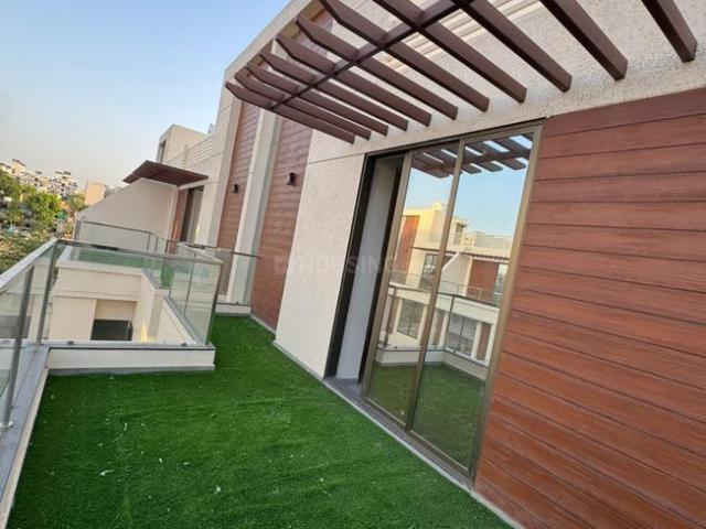 4.5 BHK Independent House in Bhayli for resale Vadodara. The reference number is 21018398