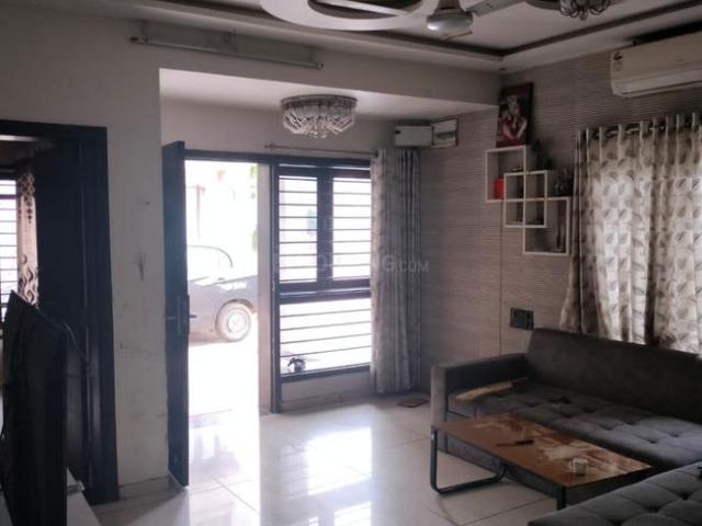 4.5 BHK Independent House in Chandkheda for rent Ahmedabad. The reference number is 20969666
