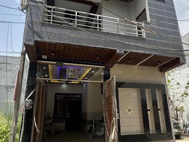 4.5 BHK Independent House in Govindpuram for resale Ghaziabad. The reference number is 20300979
