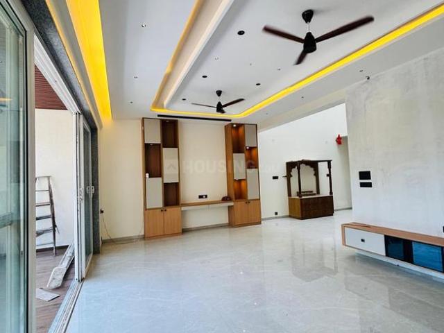 4.5 BHK Independent House in Hadapsar for rent Pune. The reference number is 20942078