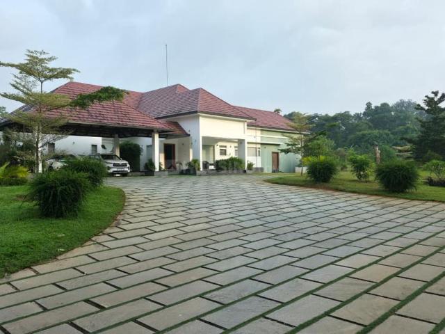 4.5 BHK Independent House in Kadathy for resale Muvattupuzha. The reference number is 21118958