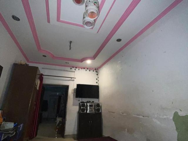 4.5 BHK Independent House in Kampoo for rent Gwalior. The reference number is 21238731