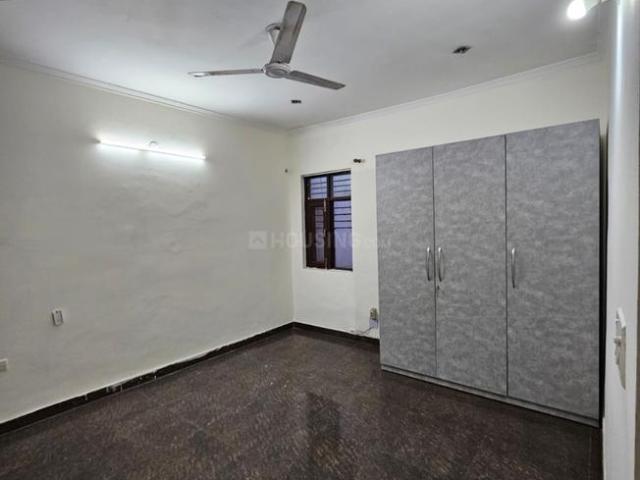 4.5 BHK Independent House in Sector 41 for resale Noida. The reference number is 20579726