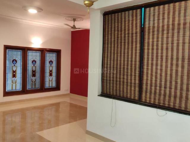 4.5 BHK Independent House in Sector 48 for resale Noida. The reference number is 20909122