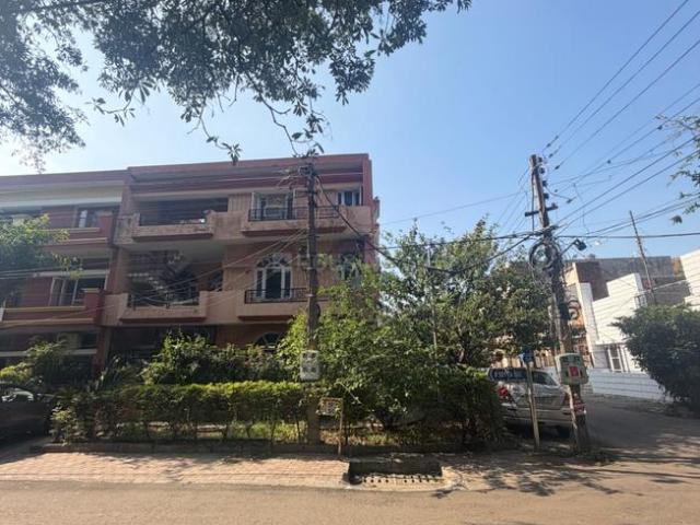 4.5 BHK Independent House in Sector 53 for resale Mohali. The reference number is 19860257
