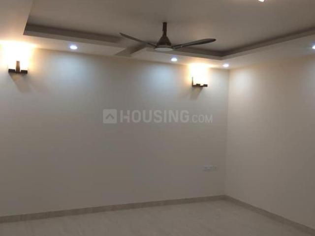 4.5 BHK Independent House in Sector 19 for resale Noida. The reference number is 17048738