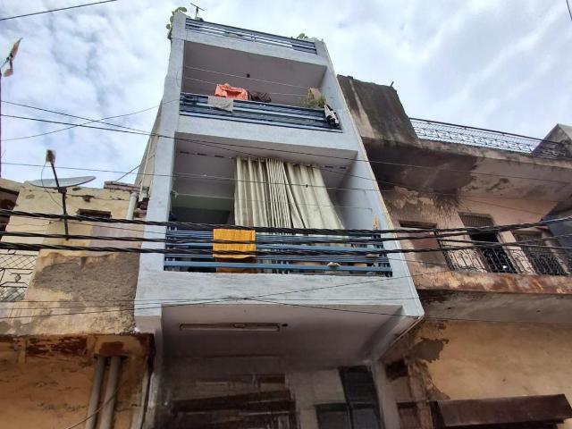 4.5 BHK Independent House in Uttam Nagar for resale New Delhi. The reference number is 21237151