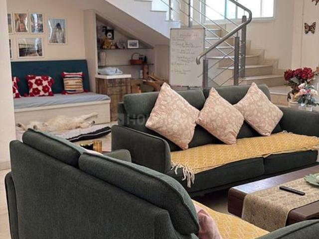 4.5 BHK Penthouse in K R Puram for resale Bengaluru. The reference number is 21103085