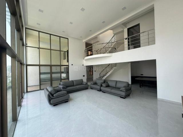 4.5 BHK Penthouse in Pimple Nilakh for resale Pune. The reference number is 21069963
