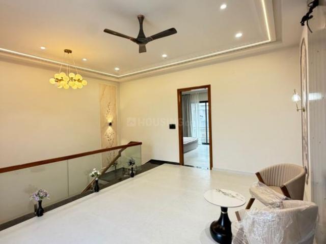 4.5 BHK Villa in Mansarovar Extension for resale Jaipur. The reference number is 21359892