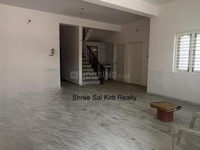 4.5 BHK Villa in Motera for resale Ahmedabad. The reference number is 21322761
