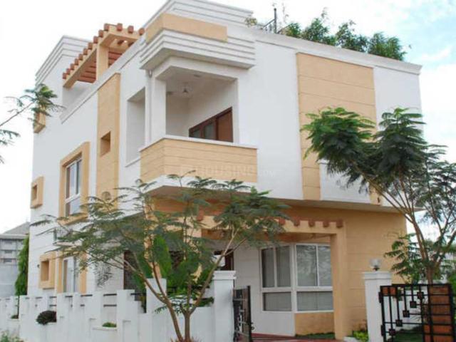 4.5 BHK Villa in Balanagar for resale Hyderabad. The reference number is 20145884